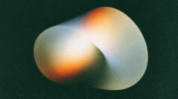 Diseñadora de branding trabajando en la creación de una nueva identidad visual para una empresa de Pozuelo de Alarcón.